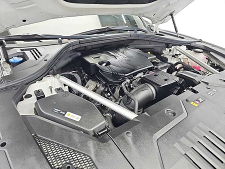 Genesis GV70 — photo 05