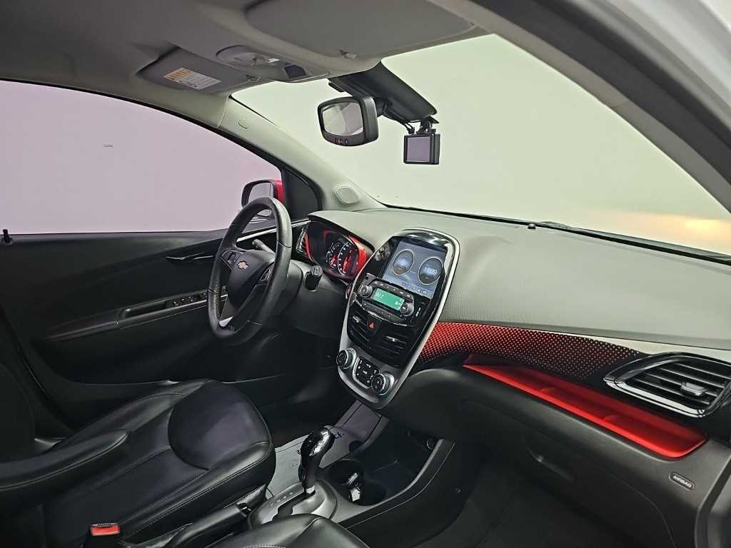 CHEVROLET Spark — photo 18