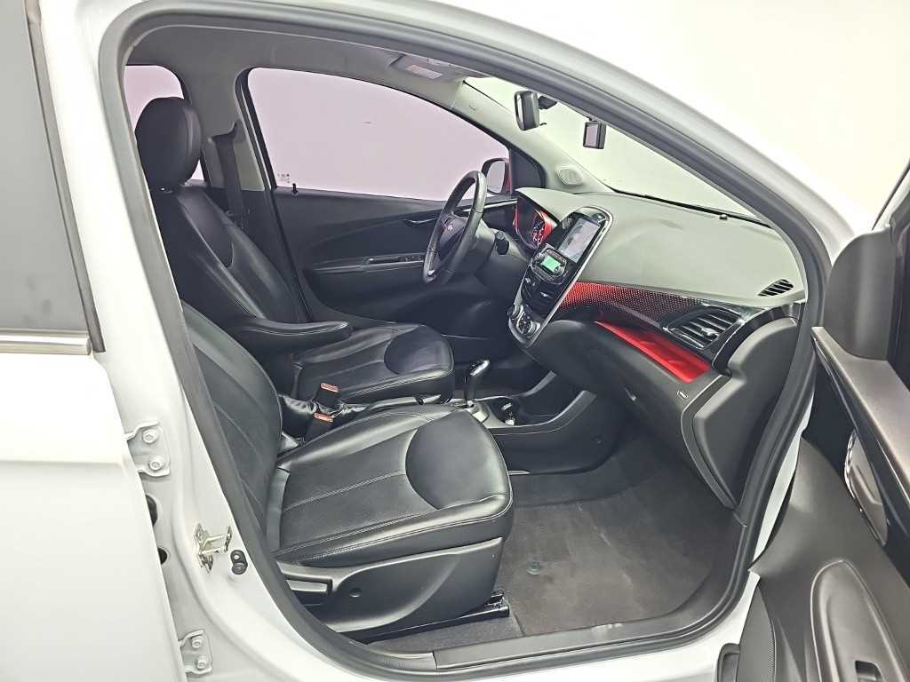 CHEVROLET Spark — photo 19
