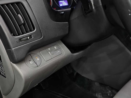 Hyundai Starex — photo 14
