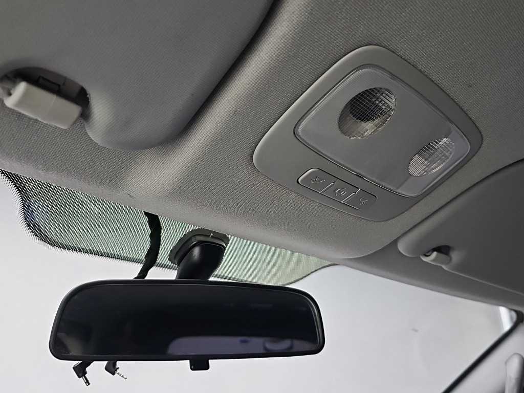 Hyundai Starex — photo 16