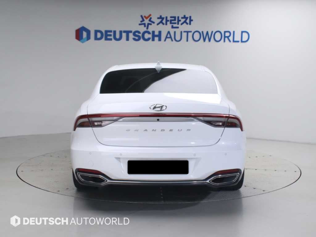 Hyundai Grandeur — photo 04