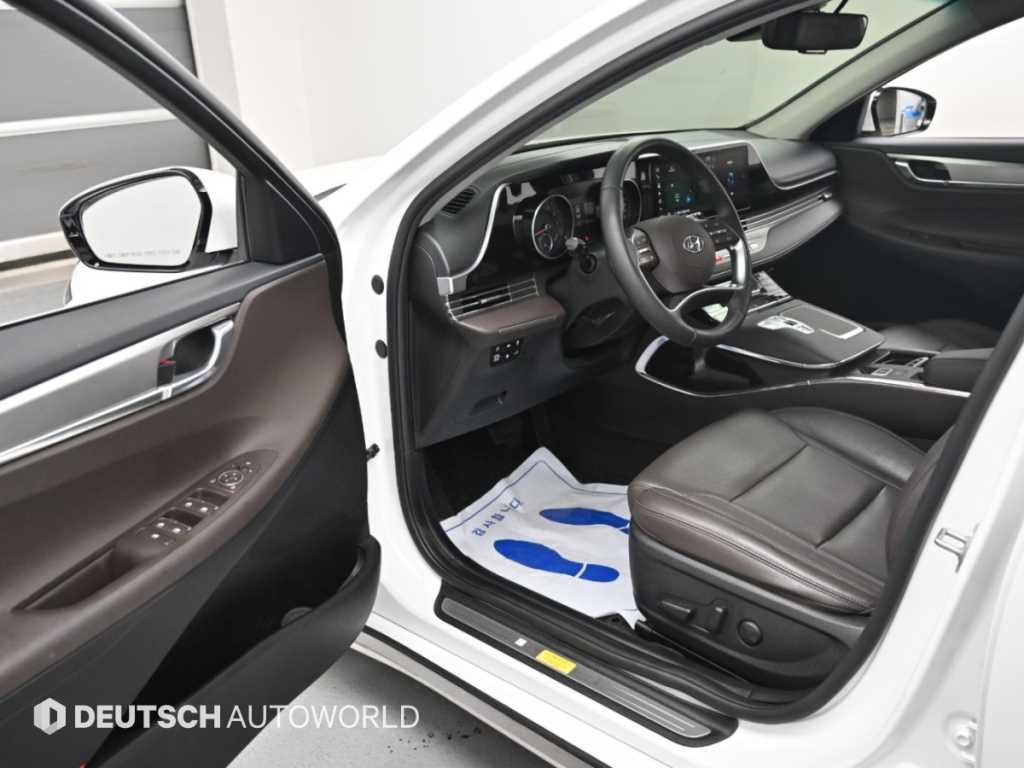 Hyundai Grandeur — photo 11