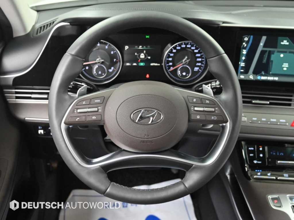 Hyundai Grandeur — photo 13
