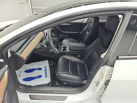 Tesla Model 3 — photo 11