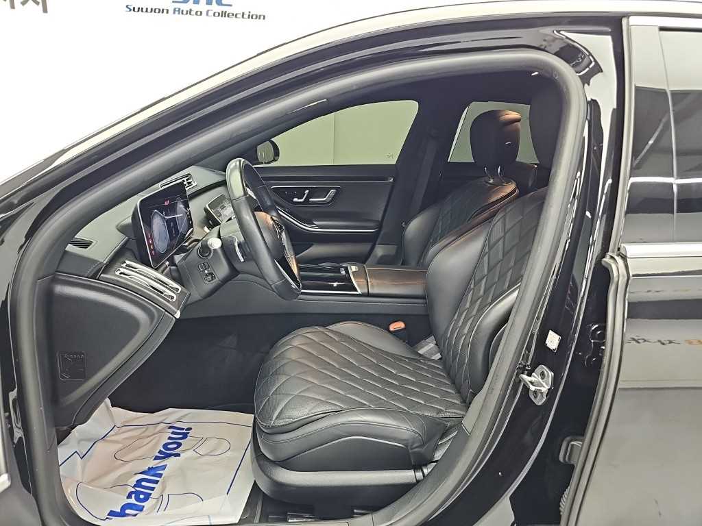 Mercedes-Benz S-Class — photo 11