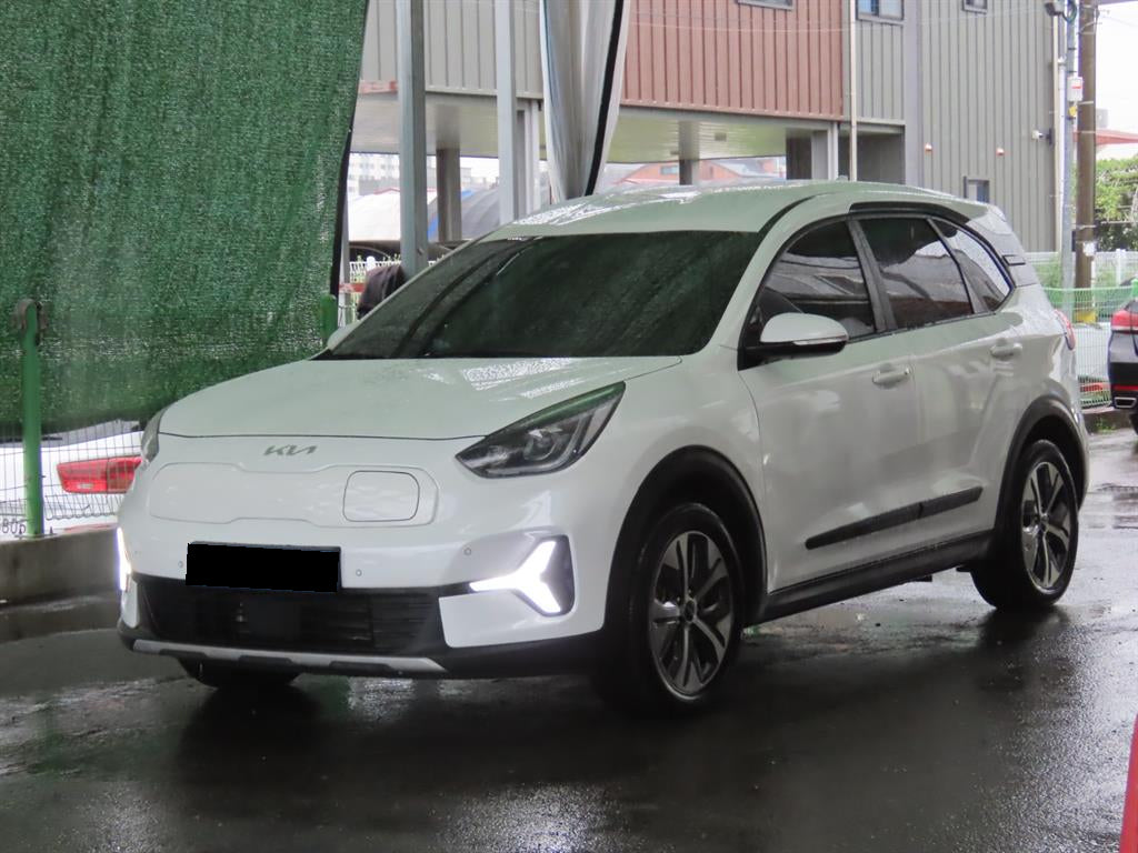 Kia Niro — photo 01