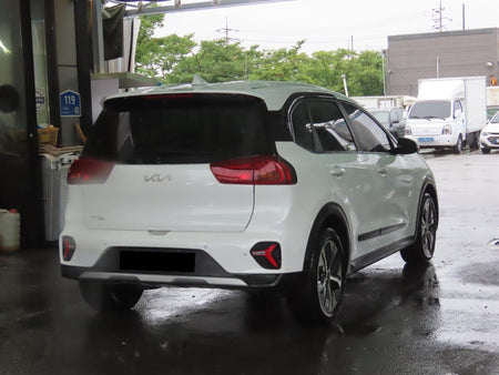 Kia Niro — photo 03