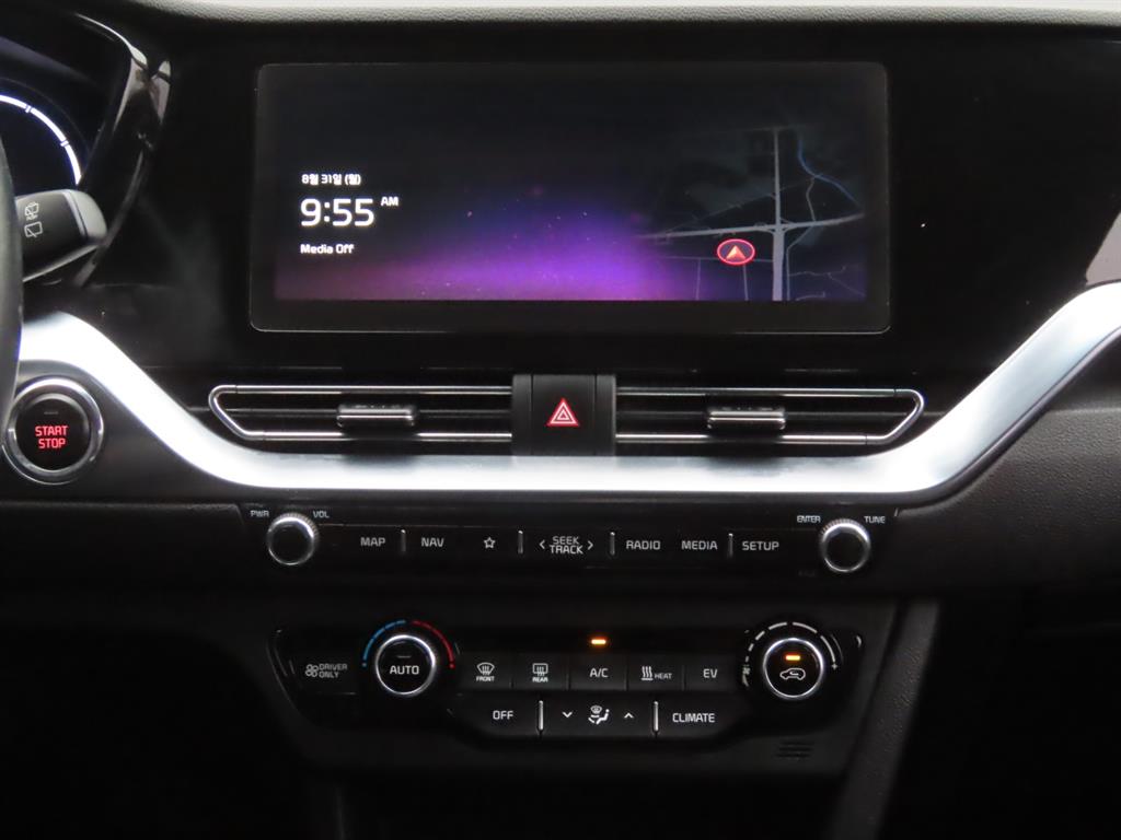 Kia Niro — photo 11