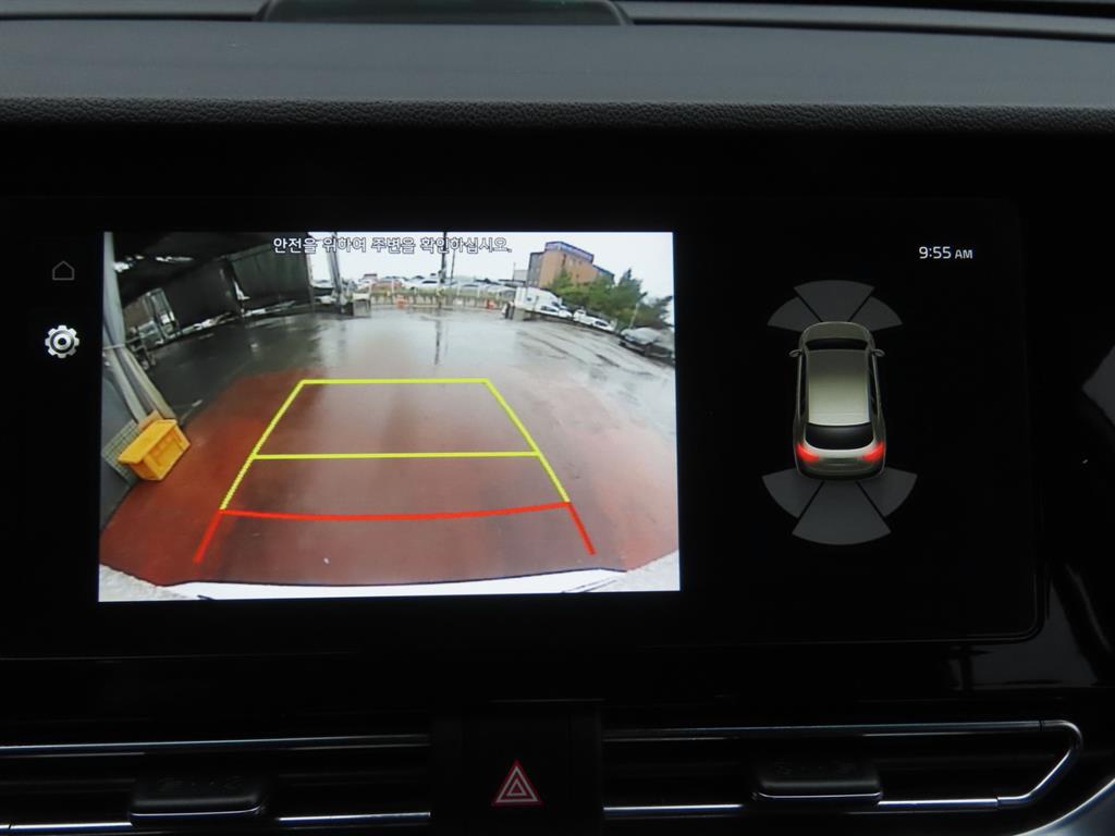 Kia Niro — photo 16