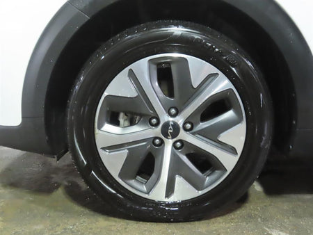Kia Niro — photo 20