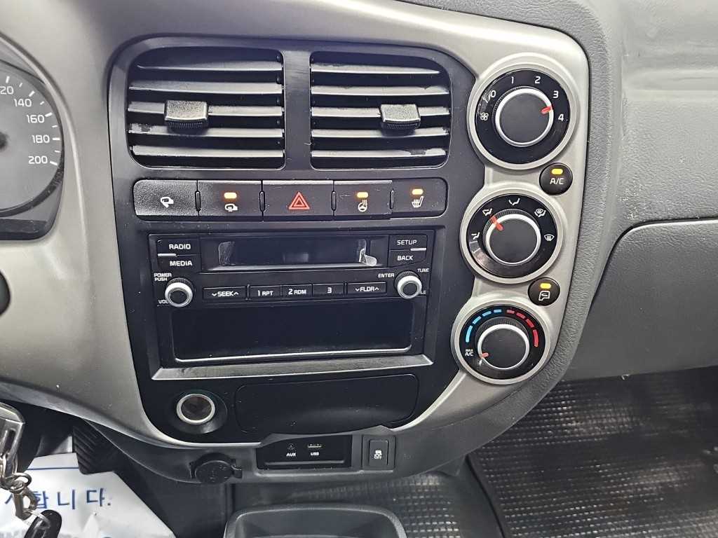 Kia Bongo III — photo 10
