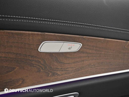 Mercedes-Benz E-Class — photo 16