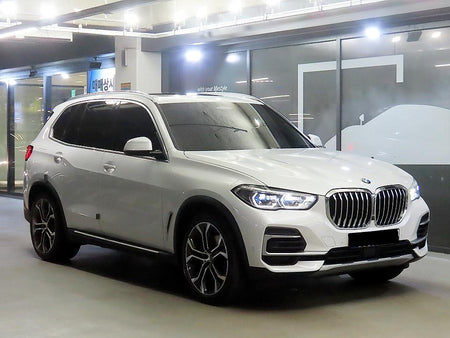 BMW X5 — photo 01