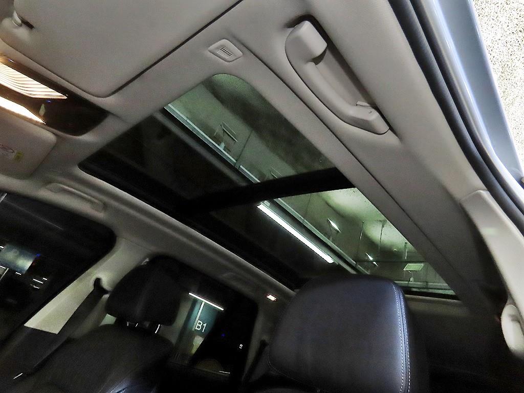 BMW X5 — photo 15