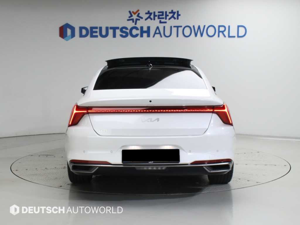 Kia K8 — photo 04