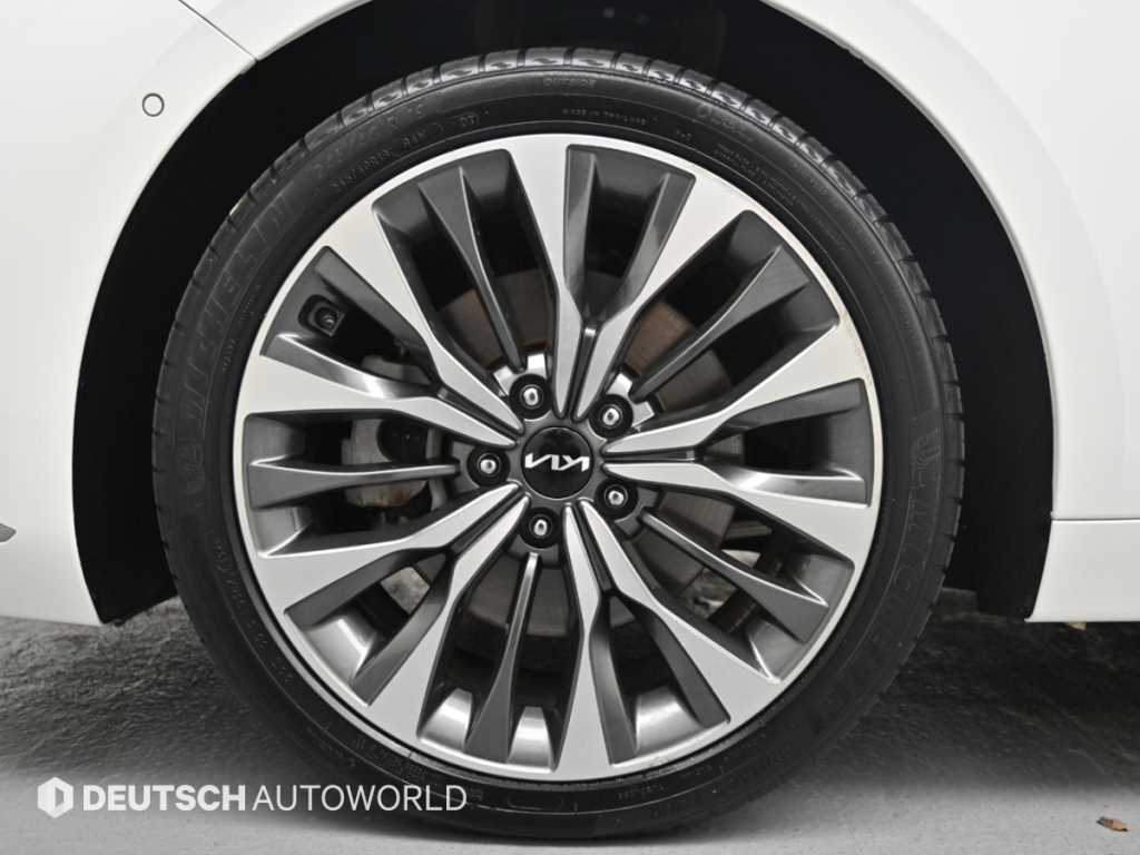 Kia K8 — photo 05