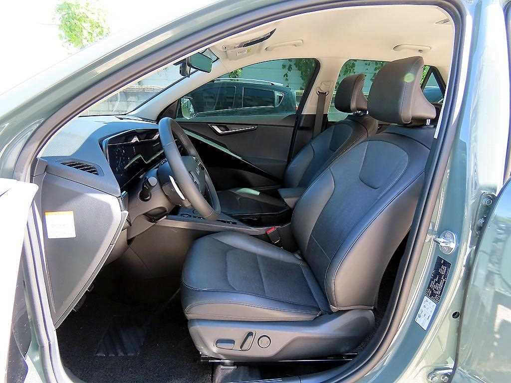 Kia Niro — photo 05