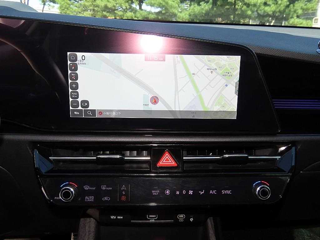 Kia Niro — photo 14