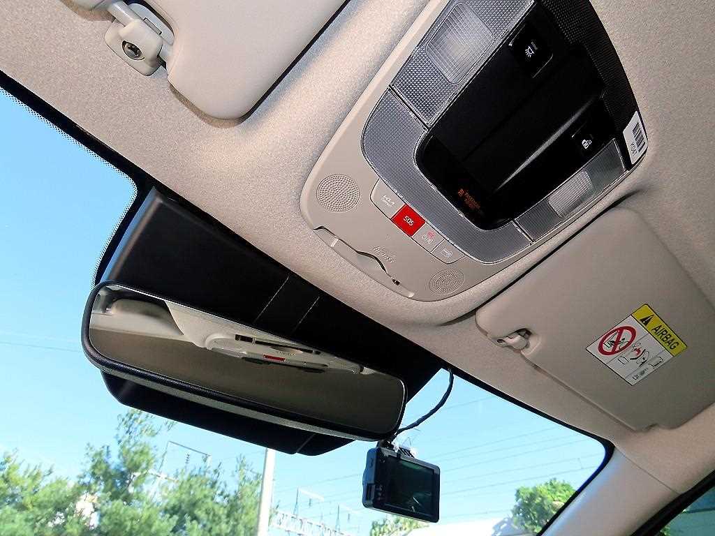 Kia Niro — photo 15