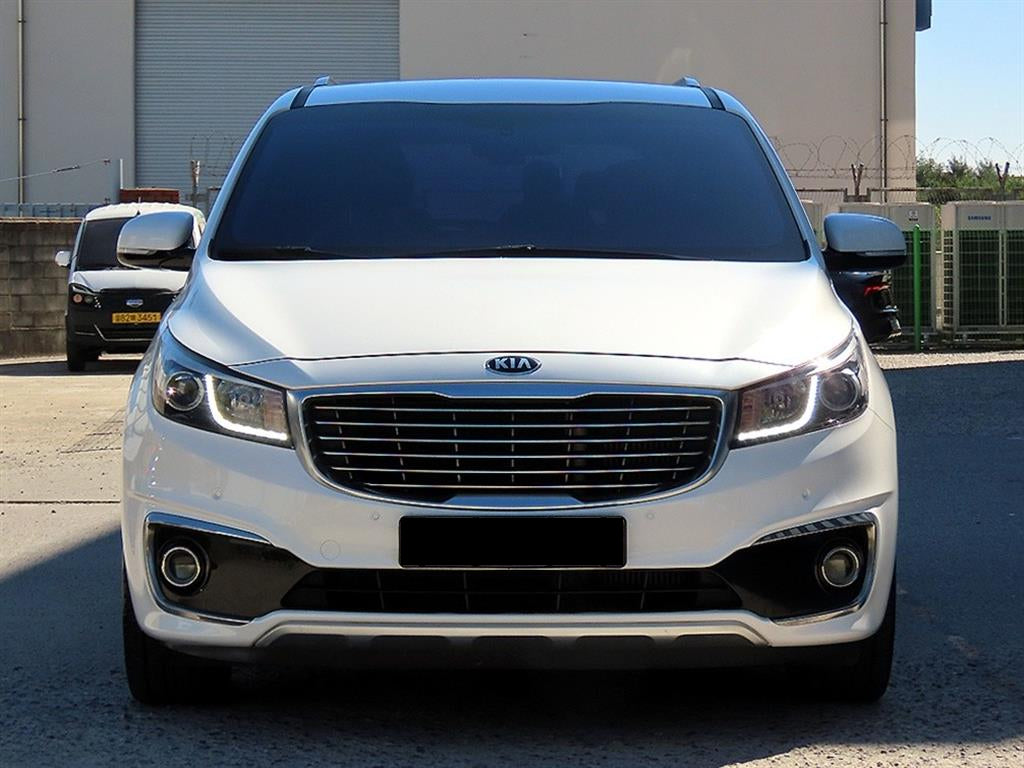 Kia Carnival — photo 01