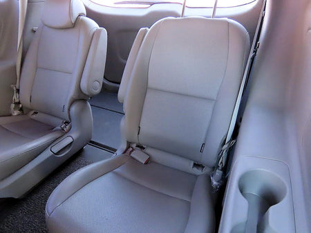 Kia Carnival — photo 07