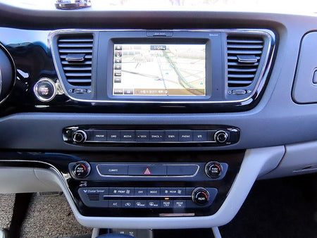 Kia Carnival — photo 13