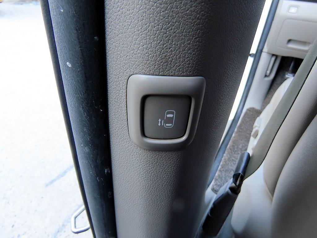 Kia Carnival — photo 15