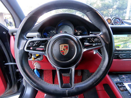 Porsche Macan — photo 08