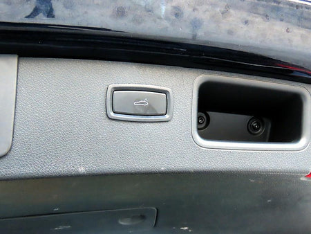 Porsche Macan — photo 15