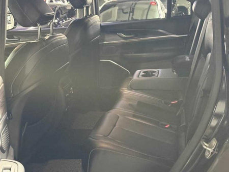 Jeep Cherokee — photo 06