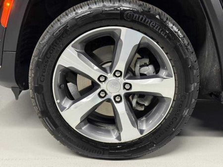 Jeep Cherokee — photo 14