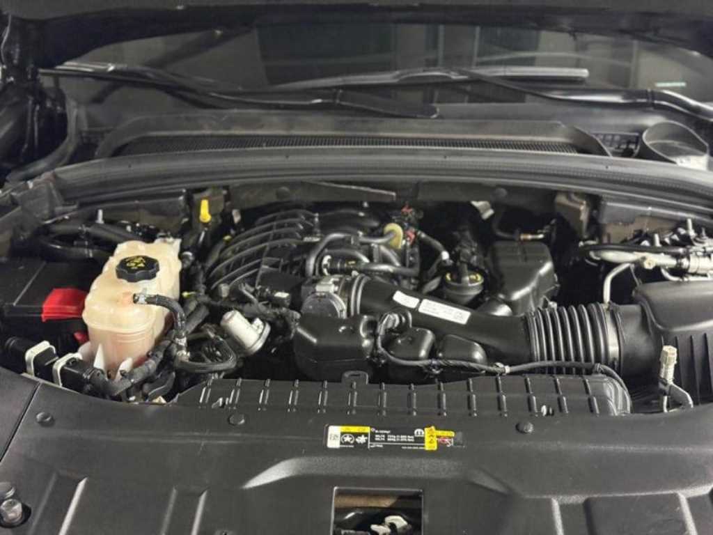 Jeep Cherokee — photo 15
