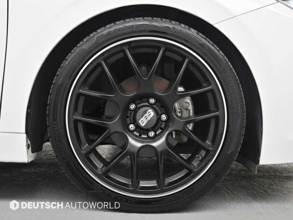 Hyundai Ioniq — photo 05