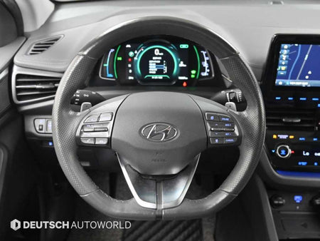Hyundai Ioniq — photo 13