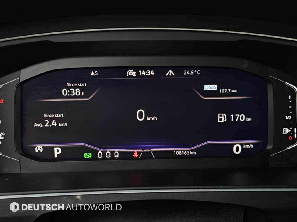 Volkswagen Tiguan — photo 08