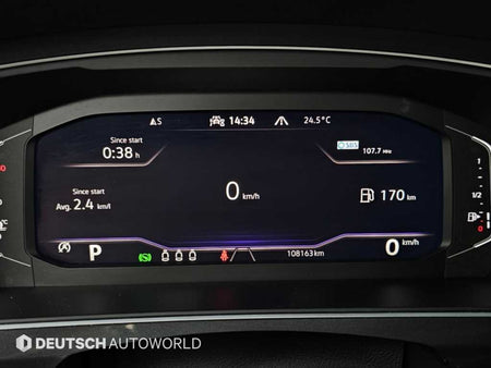 Volkswagen Tiguan — photo 08