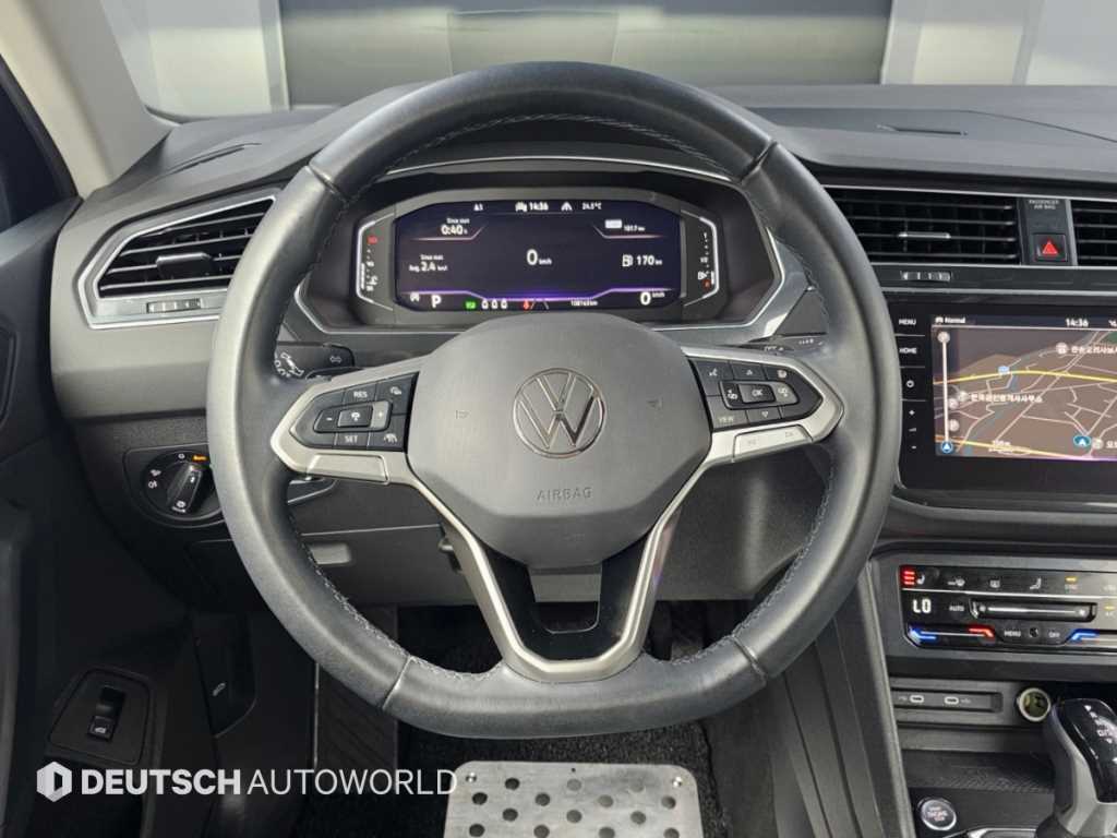 Volkswagen Tiguan — photo 13
