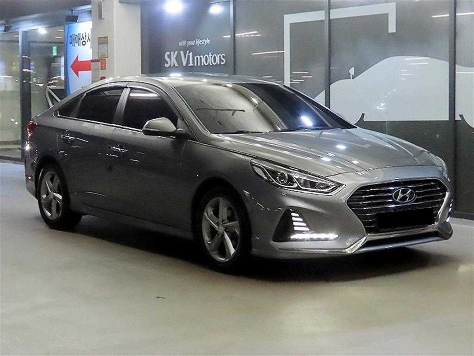Hyundai Sonata — photo 01