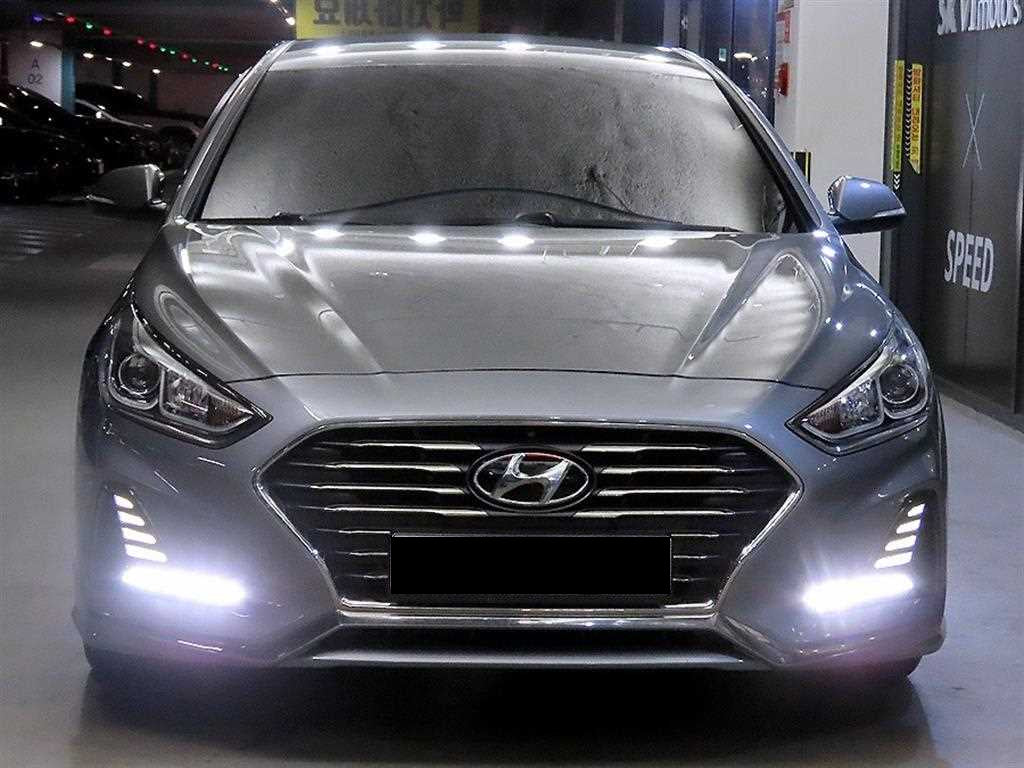 Hyundai Sonata — photo 02