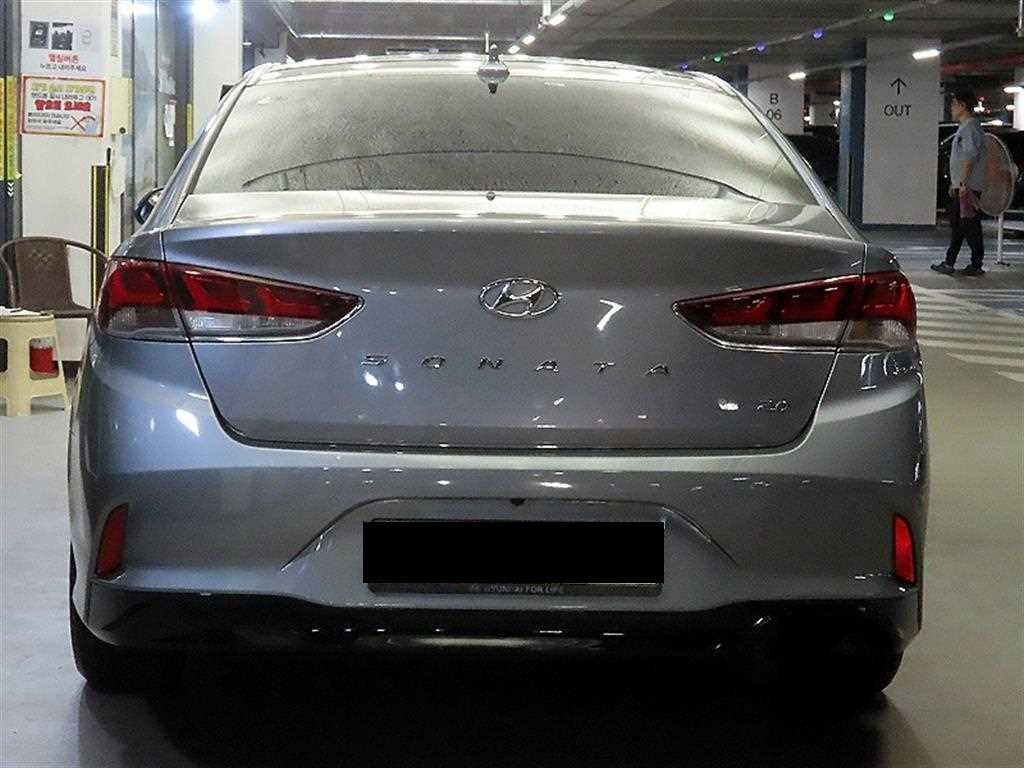 Hyundai Sonata — photo 05