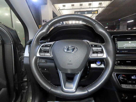 Hyundai Sonata — photo 08