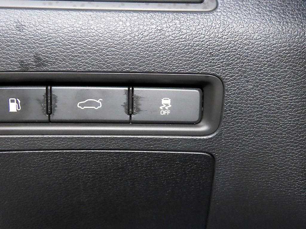 Hyundai Sonata — photo 14