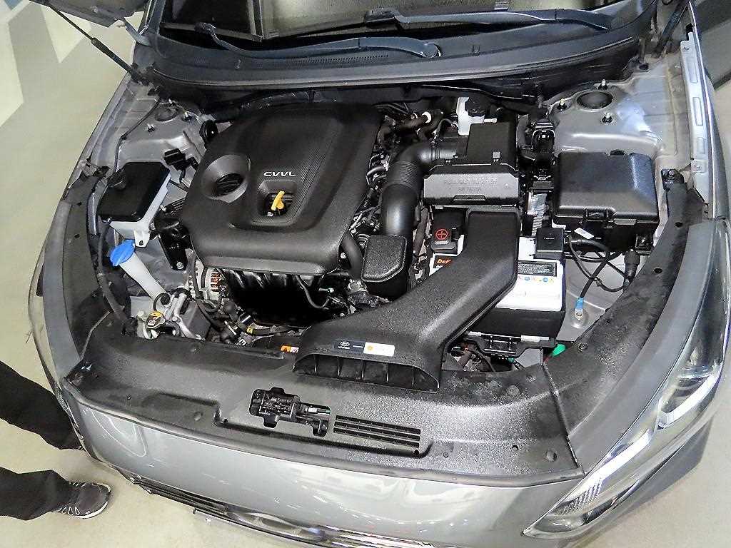 Hyundai Sonata — photo 18