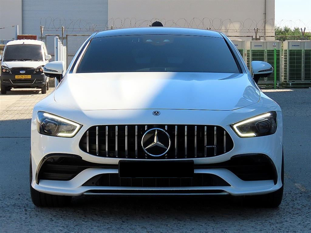 Mercedes-Benz AMG GT — photo 01