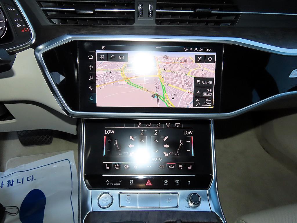 Audi A7 — photo 13
