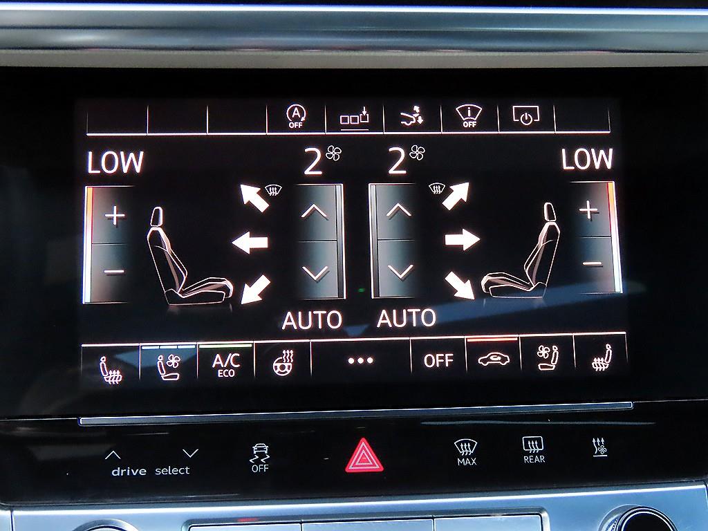 Audi A7 — photo 14