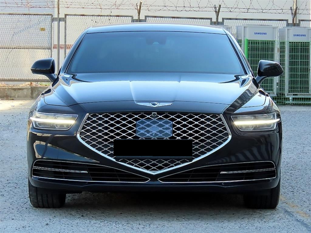 Genesis G90 — photo 01