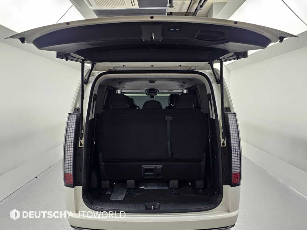 Hyundai Staria — photo 18