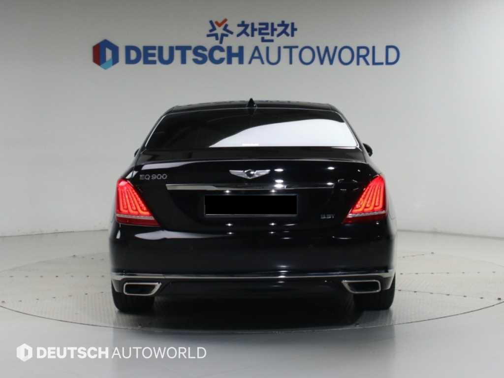 Genesis EQ900 — photo 04